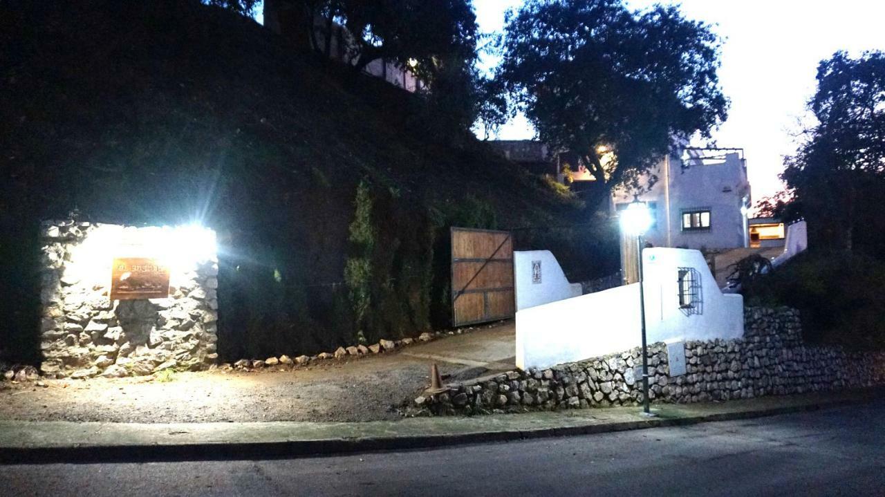 Encinar De Aguas Blancas Guest House Dudar Bagian luar foto
